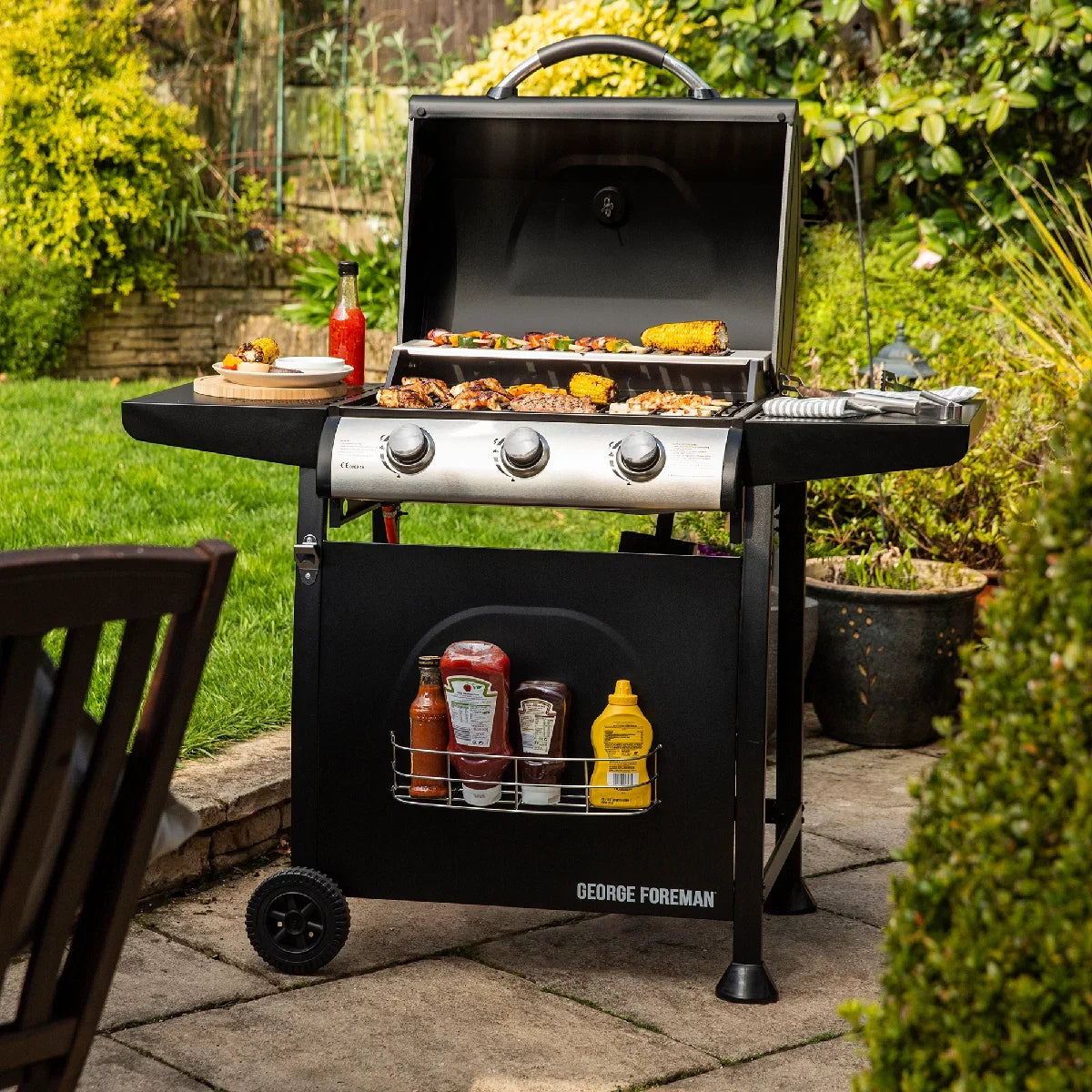 George Foreman GFGBBQ3B-N 3 Burner Gas BBQ Black