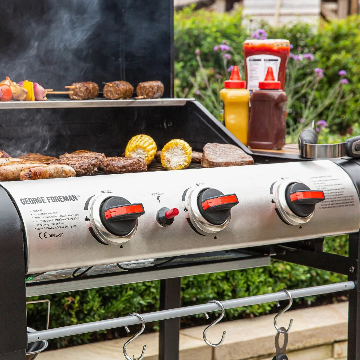 George Foreman GFGBBQ3BW 3 Burner Gas BBQ Black & Wood