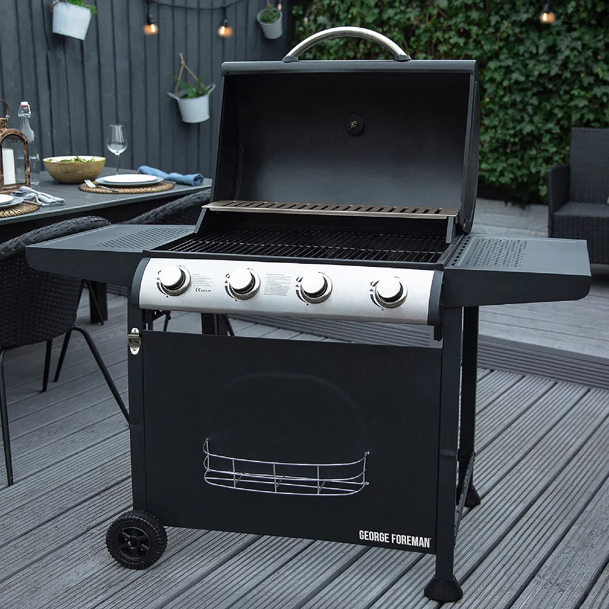 George Foreman GFGBBQ4B-N 4 Burner Gas BBQ Black