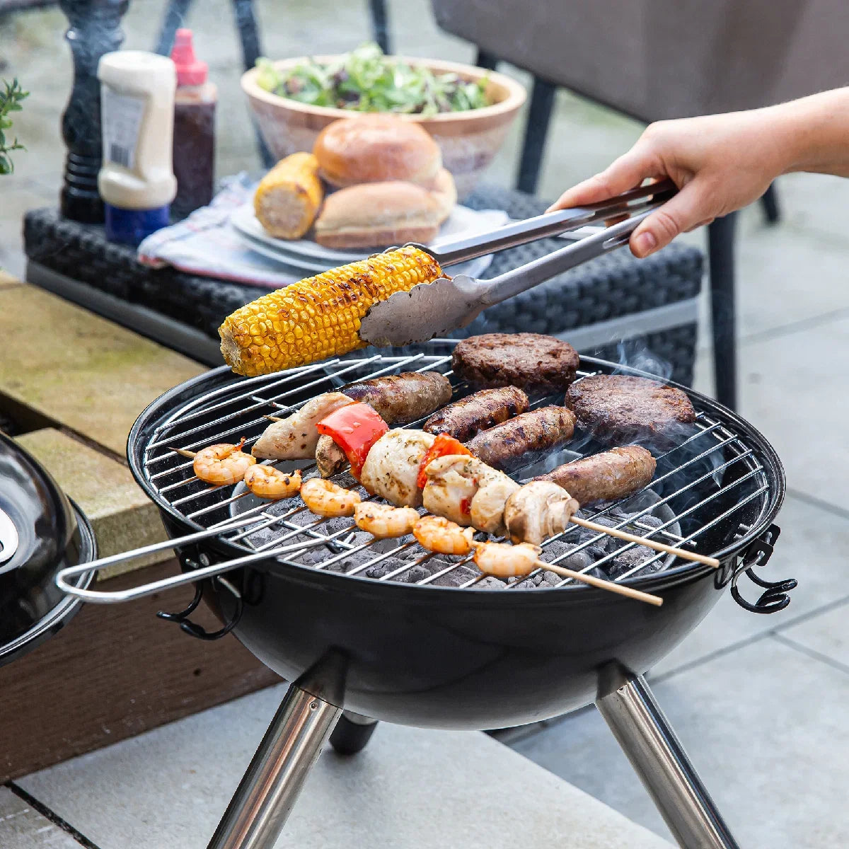 George Foreman GFPTBBQ1401B 14” Portable Charcoal BBQ Black