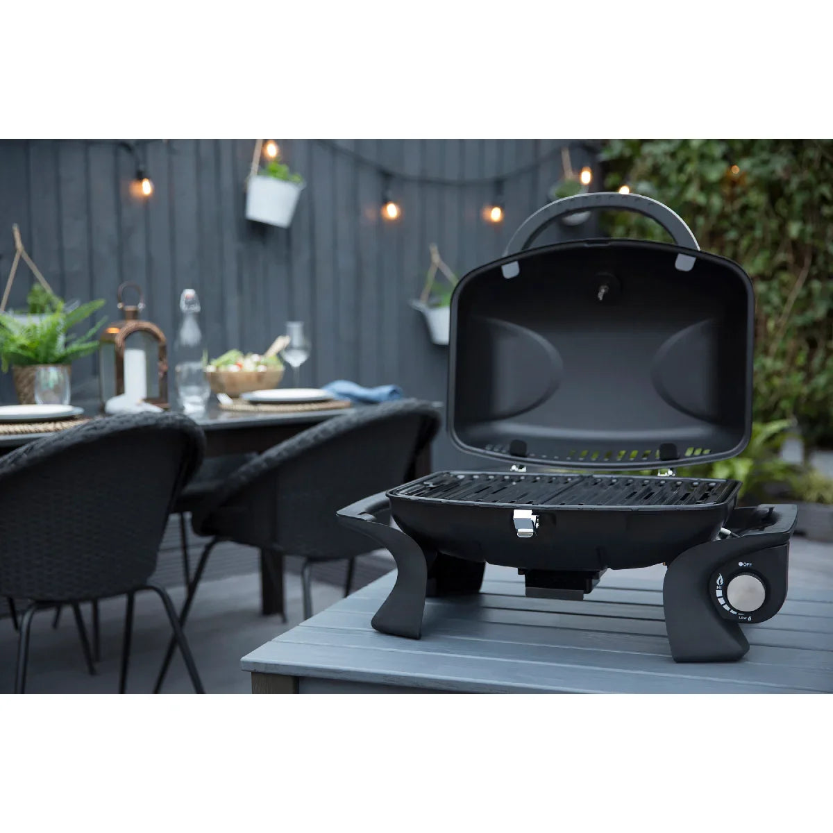 George Foreman GFSBBQ1 Portable Gas BBQ in Black