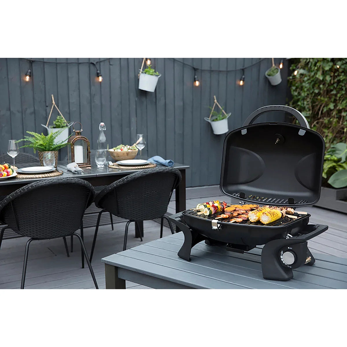 George Foreman GFSBBQ1 Portable Gas BBQ in Black