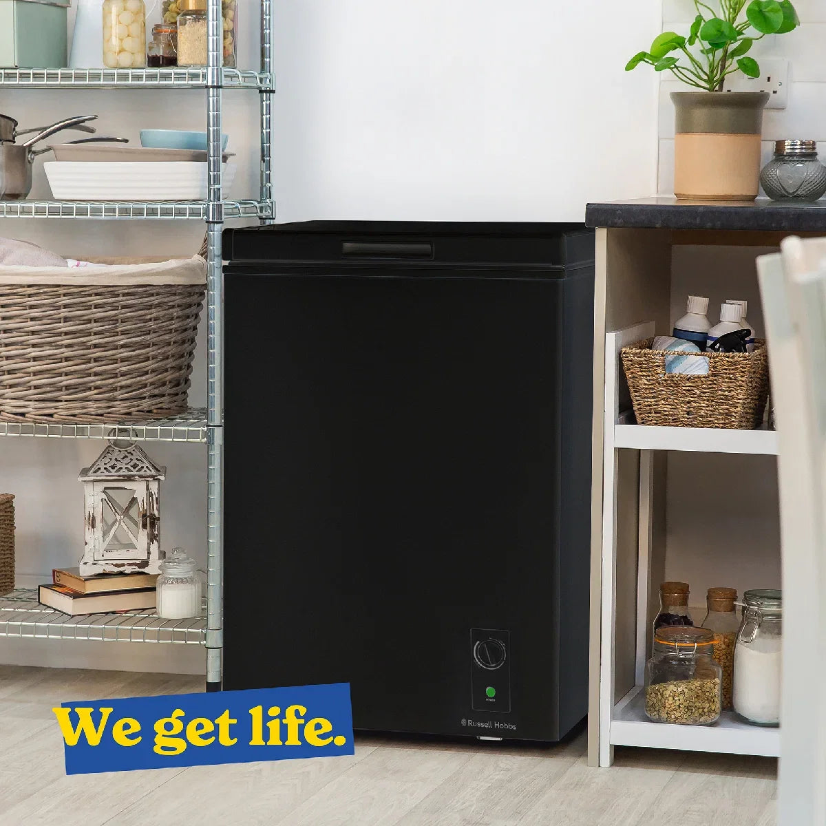 Russell Hobbs RH142CF0E1B 143L Chest Freezer in Black