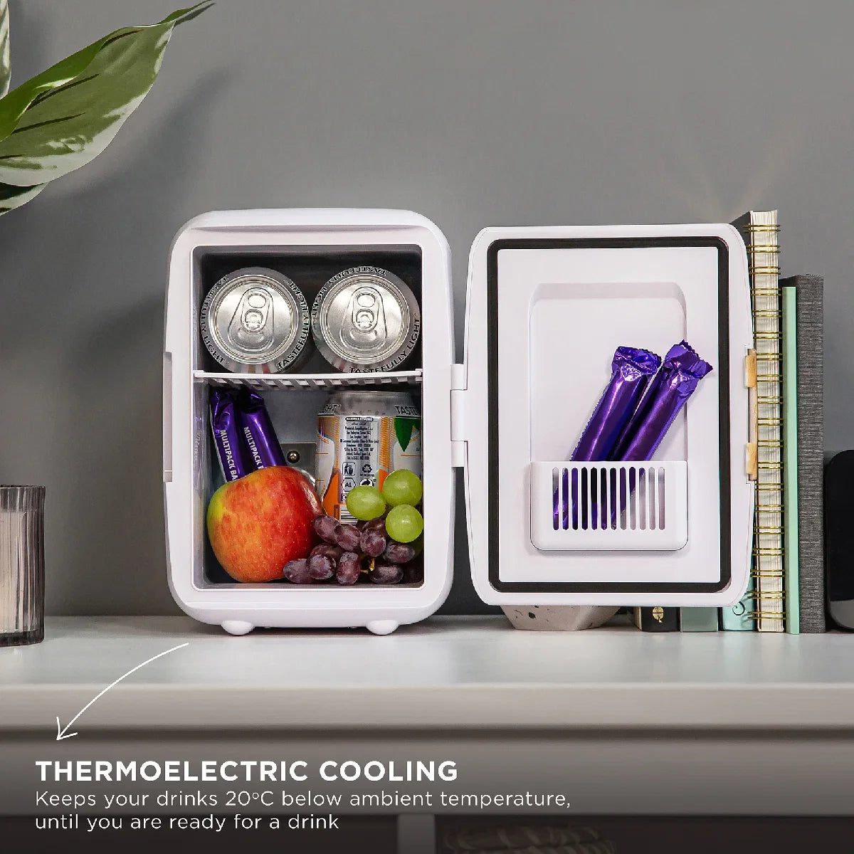 Russell Hobbs RH4CLR1001SCW 4L Mini Compact Cooler for Drinks and Cosmetics, Scandi Style, White & Wood Effect