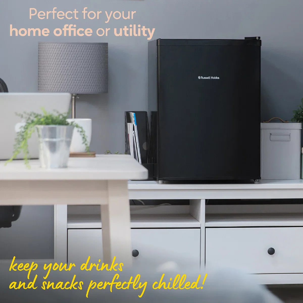 Russell Hobbs RH67TTLF0E1B 66L Mini Fridge in Black
