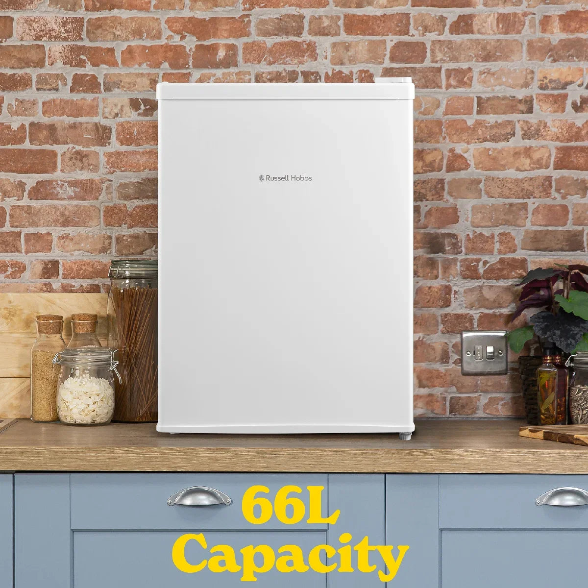 Russell Hobbs RH67TTLF0E1W 66L Mini Fridge in White