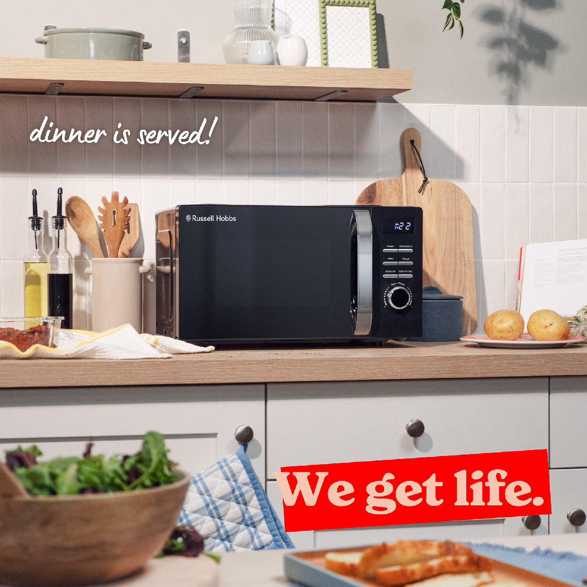 Russell Hobbs RHMD818B, 20L Digital Microwave in Black