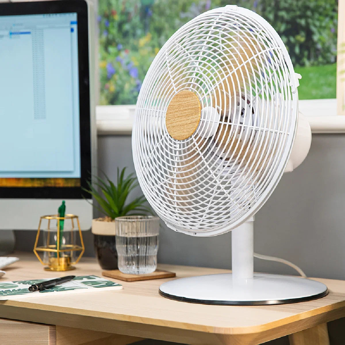 Russell Hobbs RHMDF1201WDW 12" White Scandi Style Desk Fan