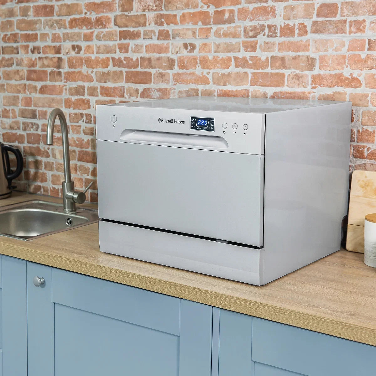 Russell Hobbs® RHTTDW6S, 6 Place Setting Table Top Dishwasher in Silver