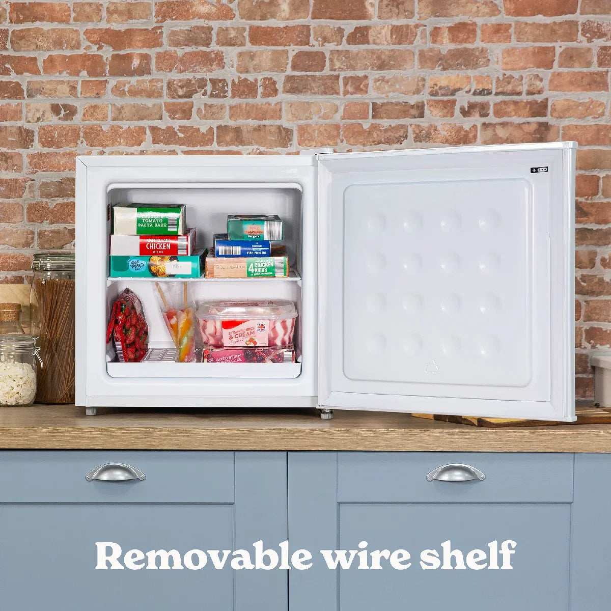 Russell Hobbs RHTTFZ0E1W 31L Table Top Freezer in White