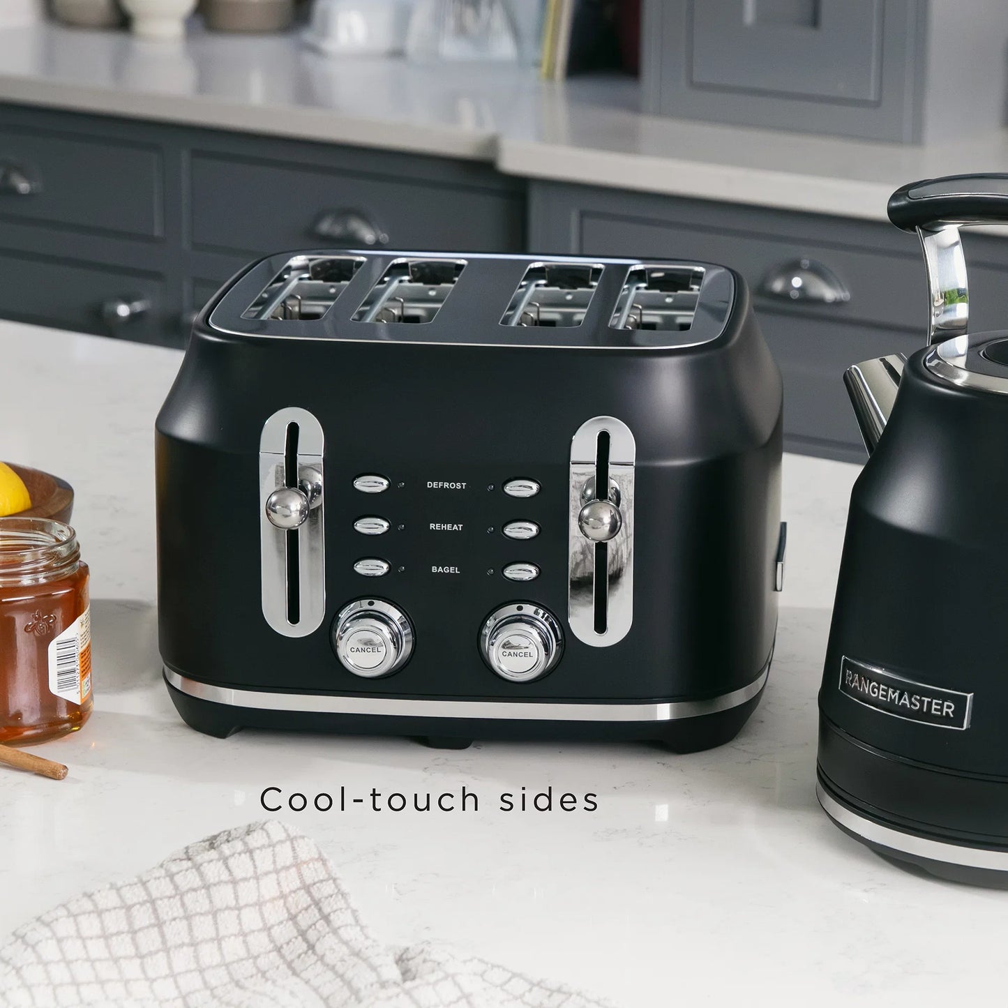 Rangemaster RMCL4S304BK Classic Toaster in Matt Black
