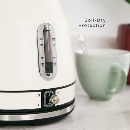 Rangemaster RMCLDK301CM Classic Kettle in Pale Cream