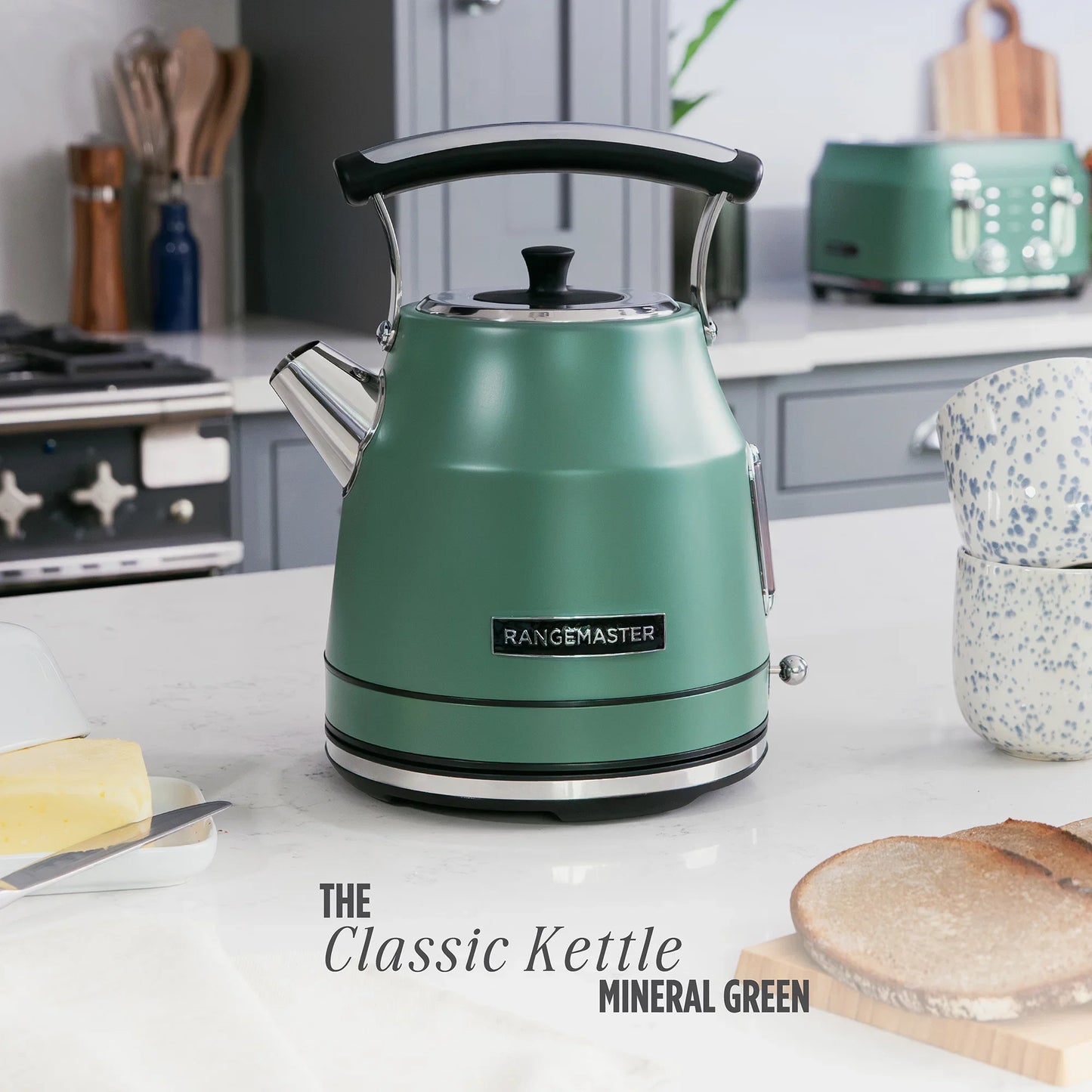 Rangemaster RMCLDK301MG Classic Kettle in Mineral Green