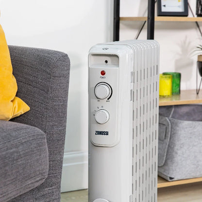 Zanussi ZOFR5004 2kW 9 Fin Oil Filled Radiator – Light Grey