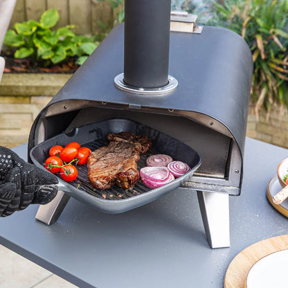 Zanussi ZPO1BPC Wood Pellet Pizza Oven with Paddle and Cover in Black
